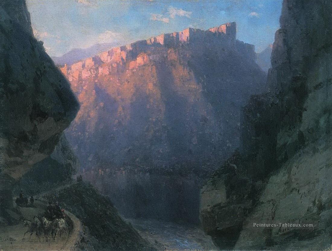 Ivan Aivazovsky Dory Gorge Montagne Peintures à l'huile